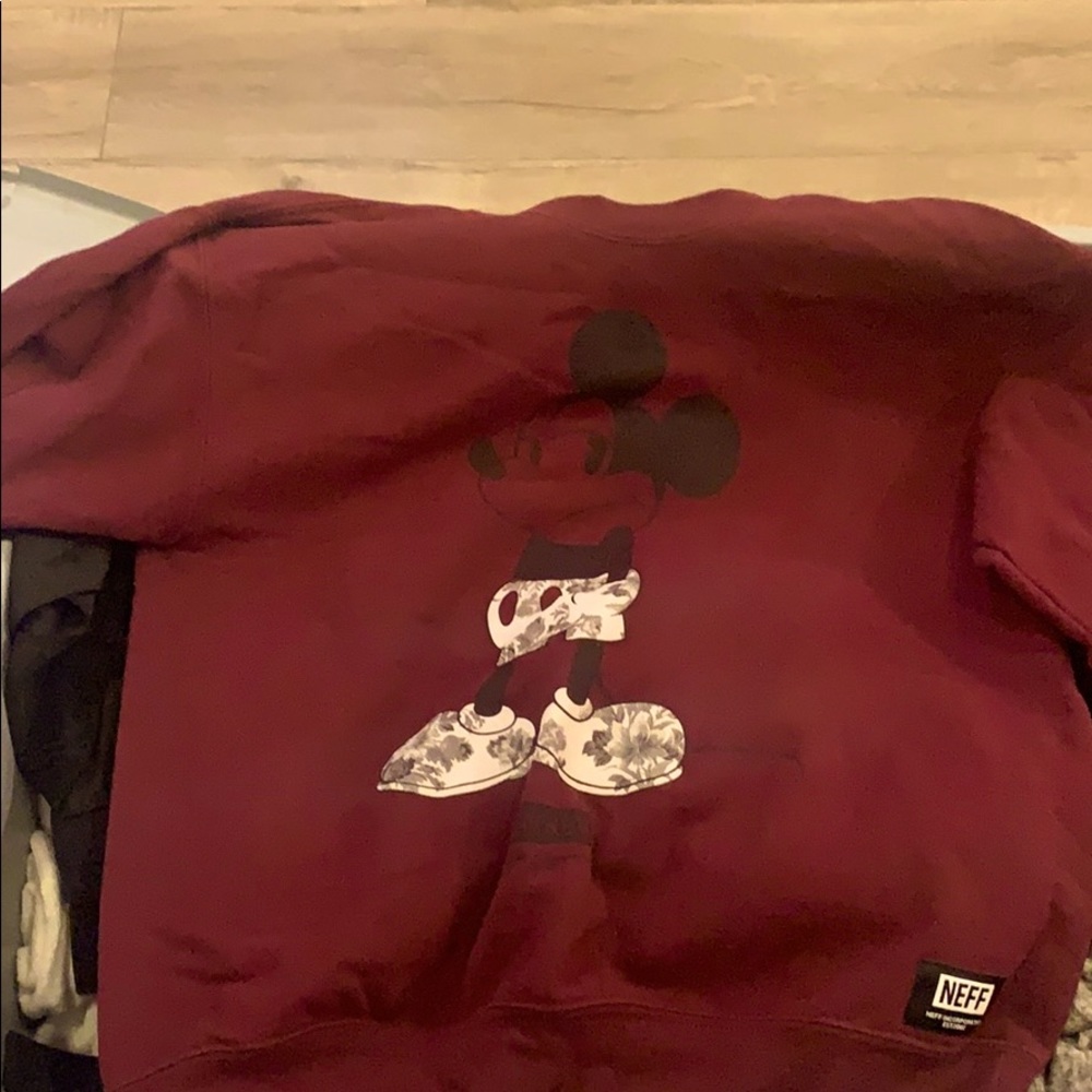 Neff women crew neck